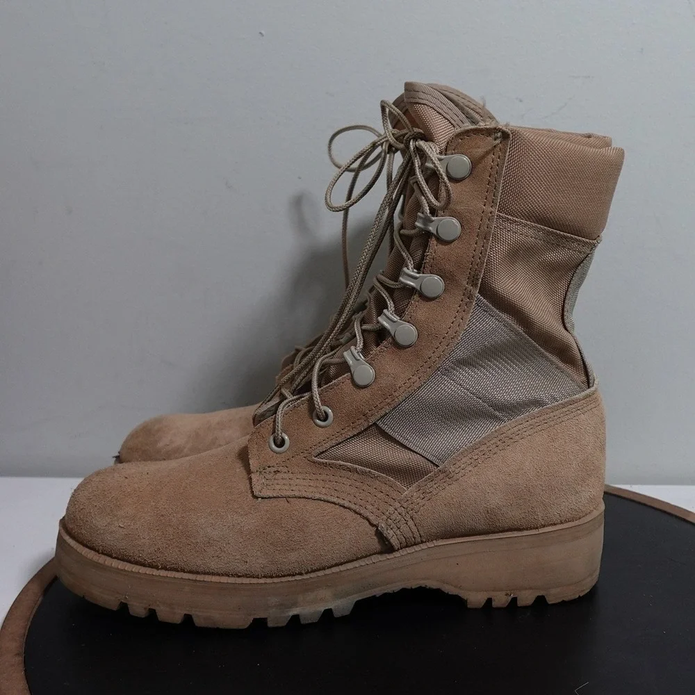 Bates DuraShocks Combat Boots Men 5.5 Tan Suede Leather Vibram Sole Military